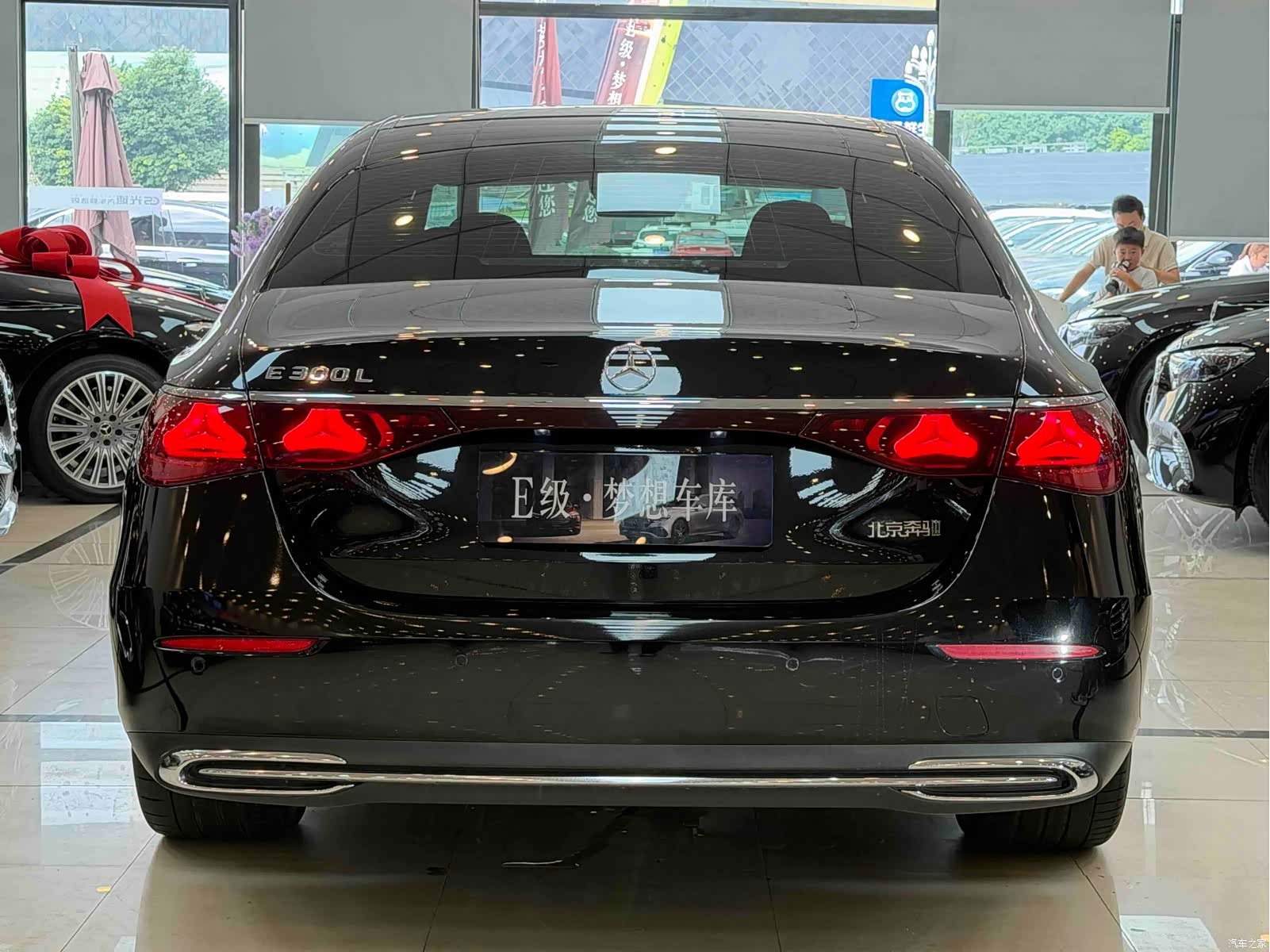 Mercedes-Benz E-Class, 2025 16