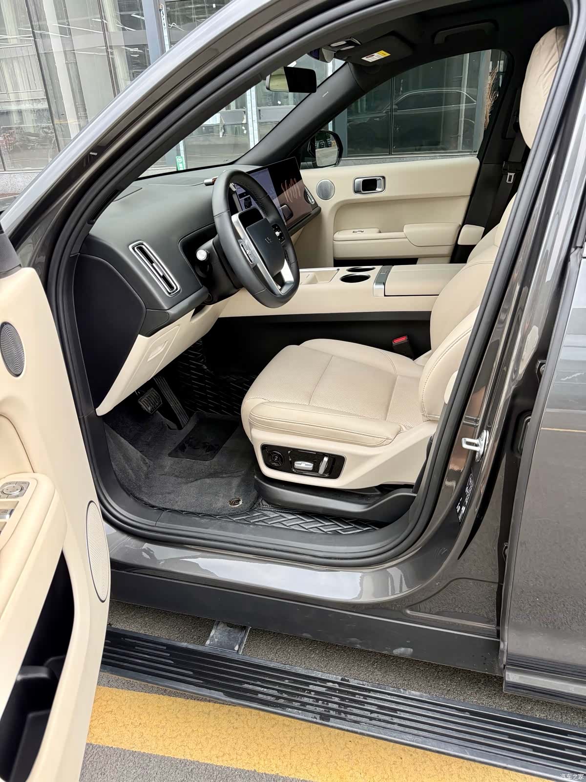 Li Auto L7, 2023 10