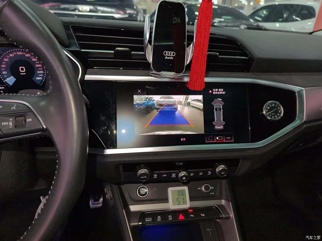 Audi Q3, 2021 13