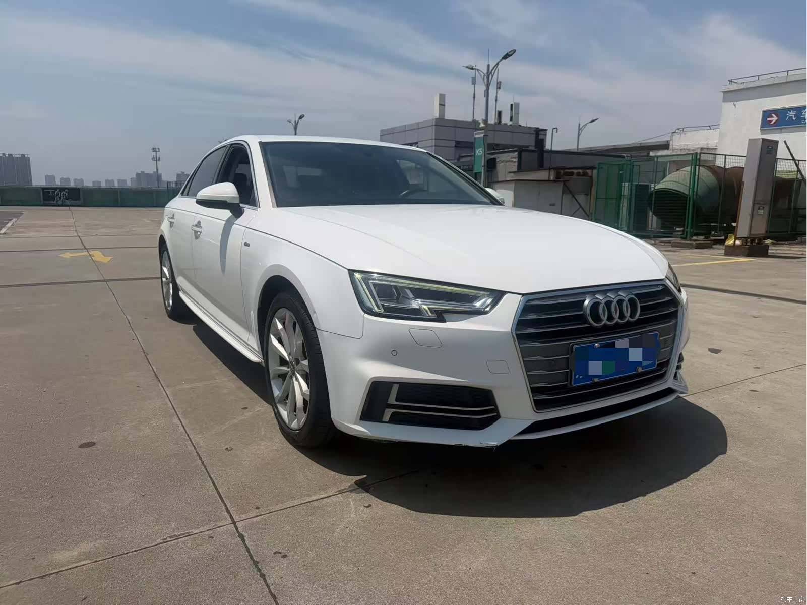 Audi A4L, 2018 3