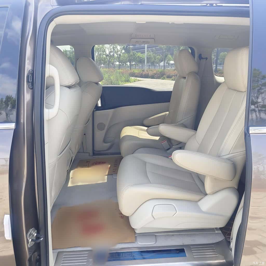 Buick GL8, 2020 11