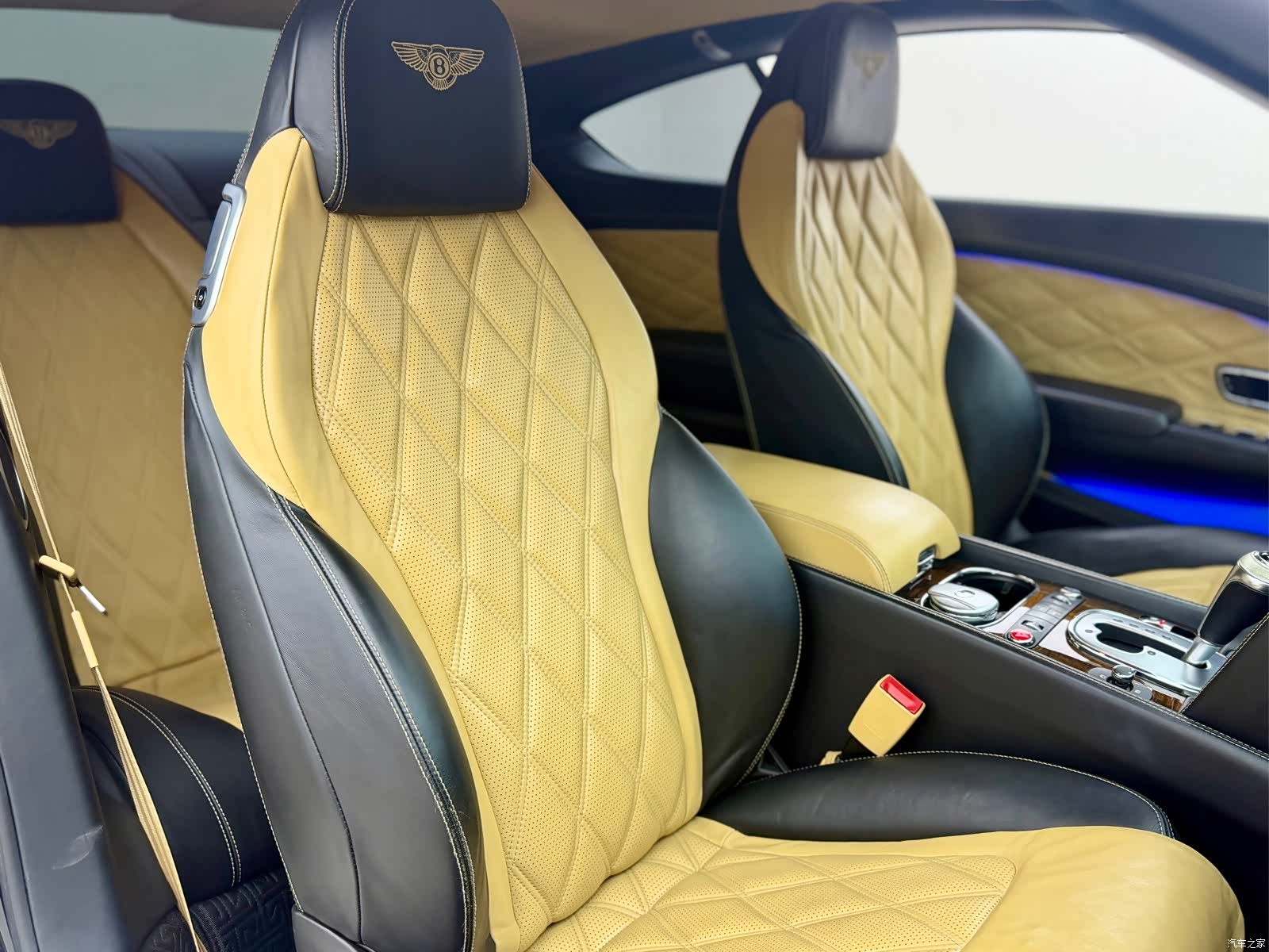 Bentley Continental GT, 2014 17