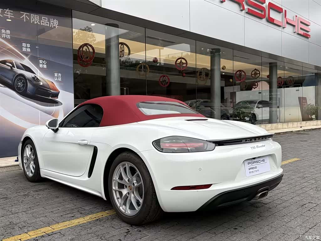 Porsche Boxster, 2024 все фото