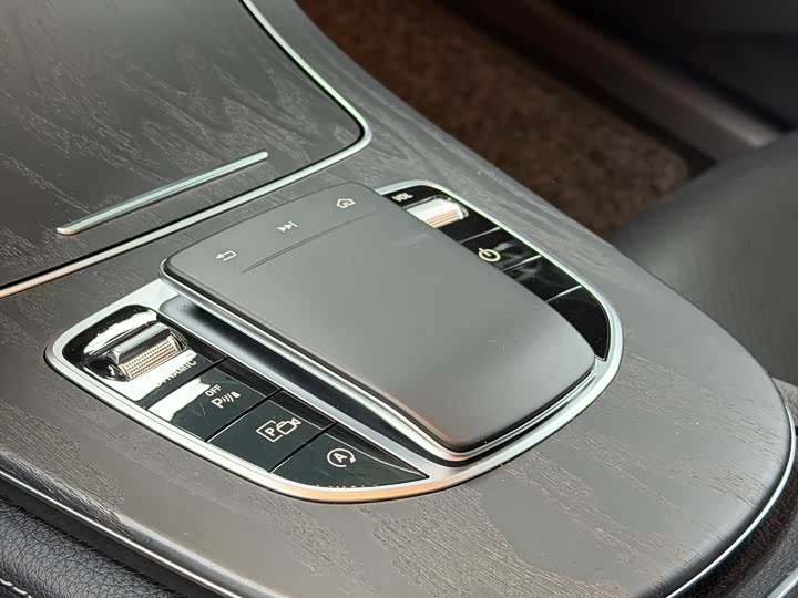 Mercedes-Benz E-Class, 2019 года фото 15