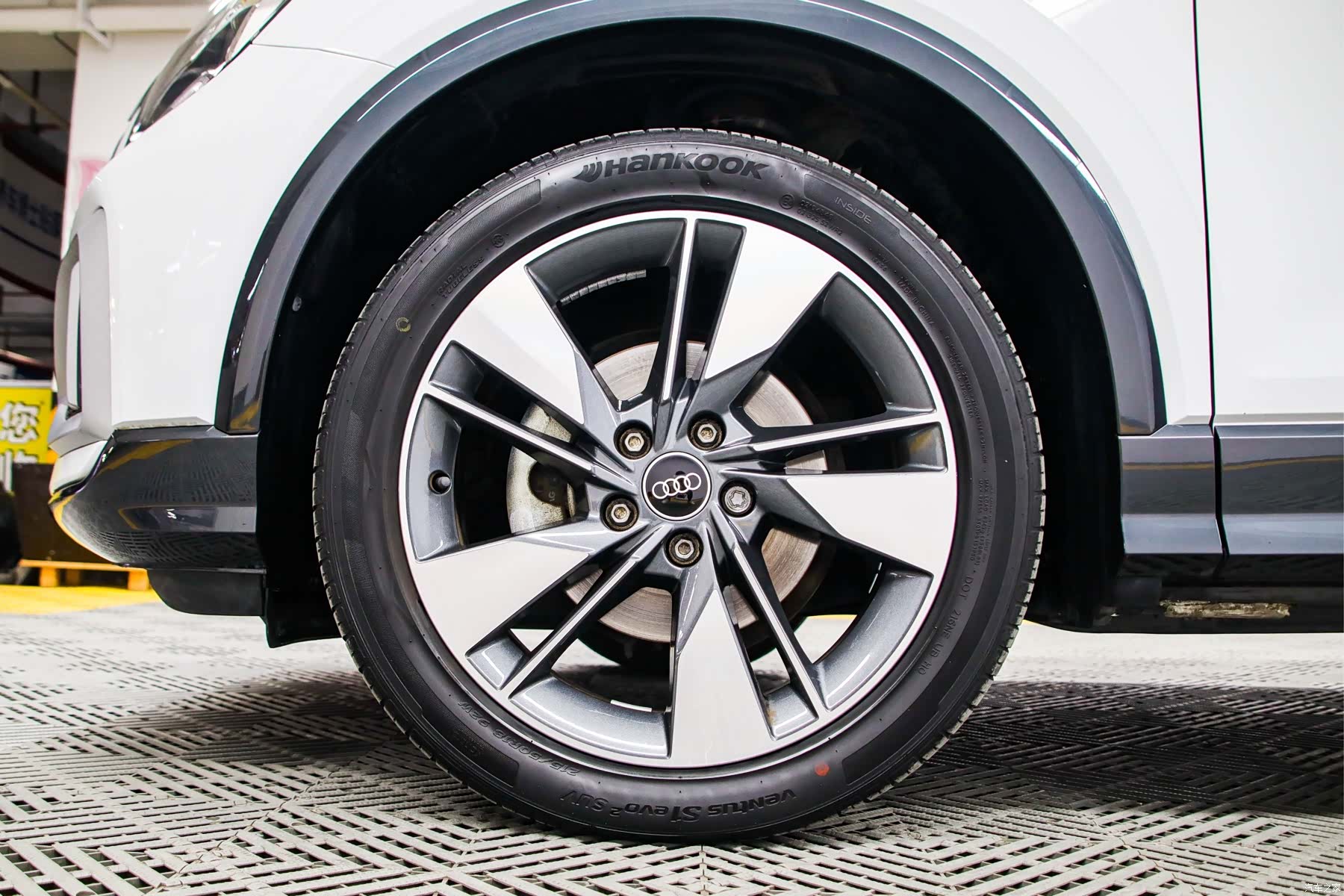 Audi Q2L, 2022 19