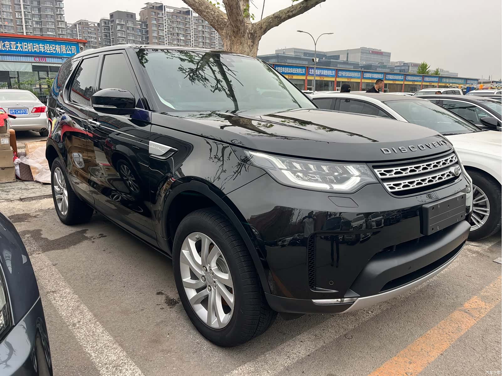 Land Rover Discovery, 2018 3