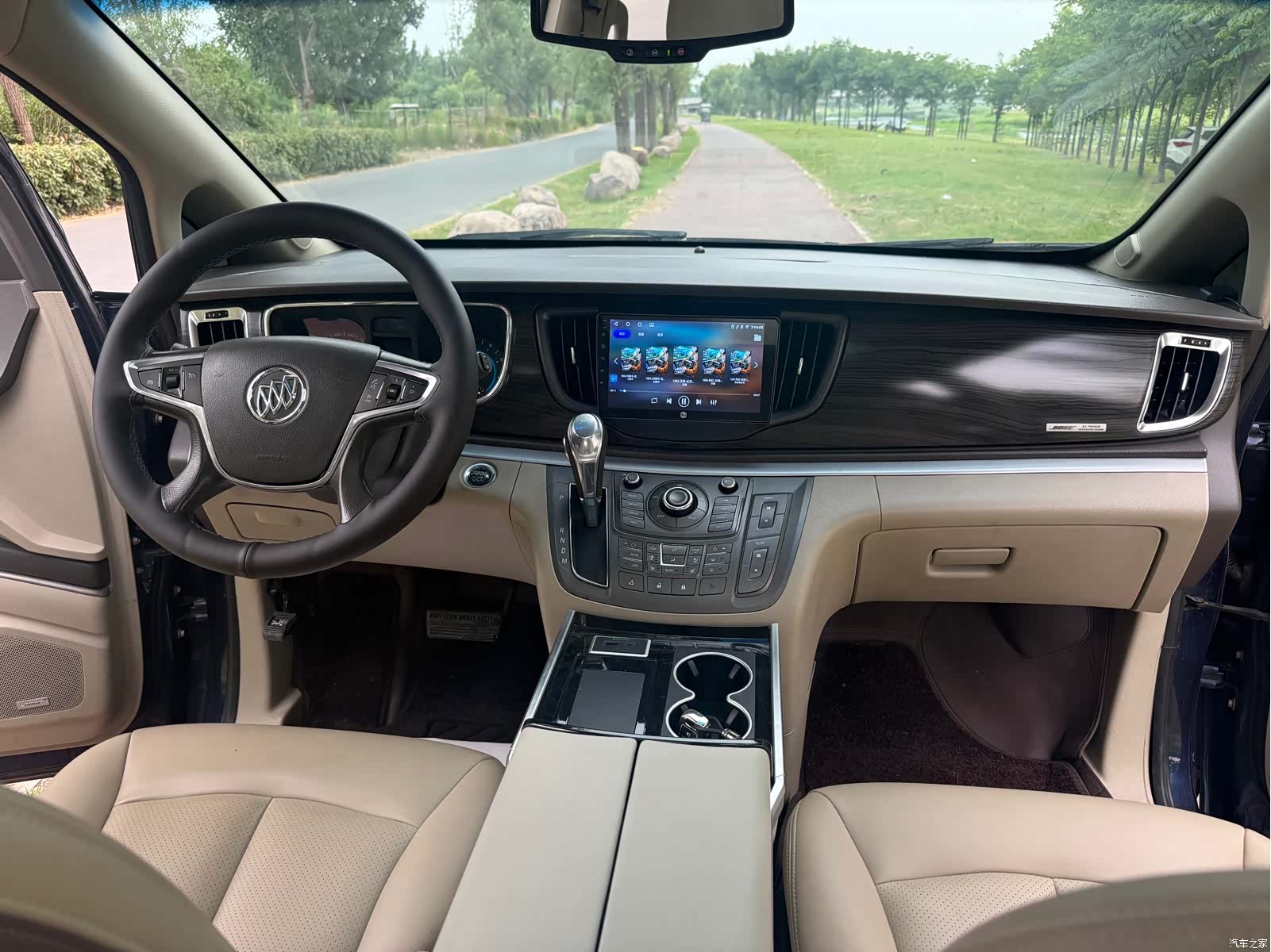 Buick GL8, 2014 11