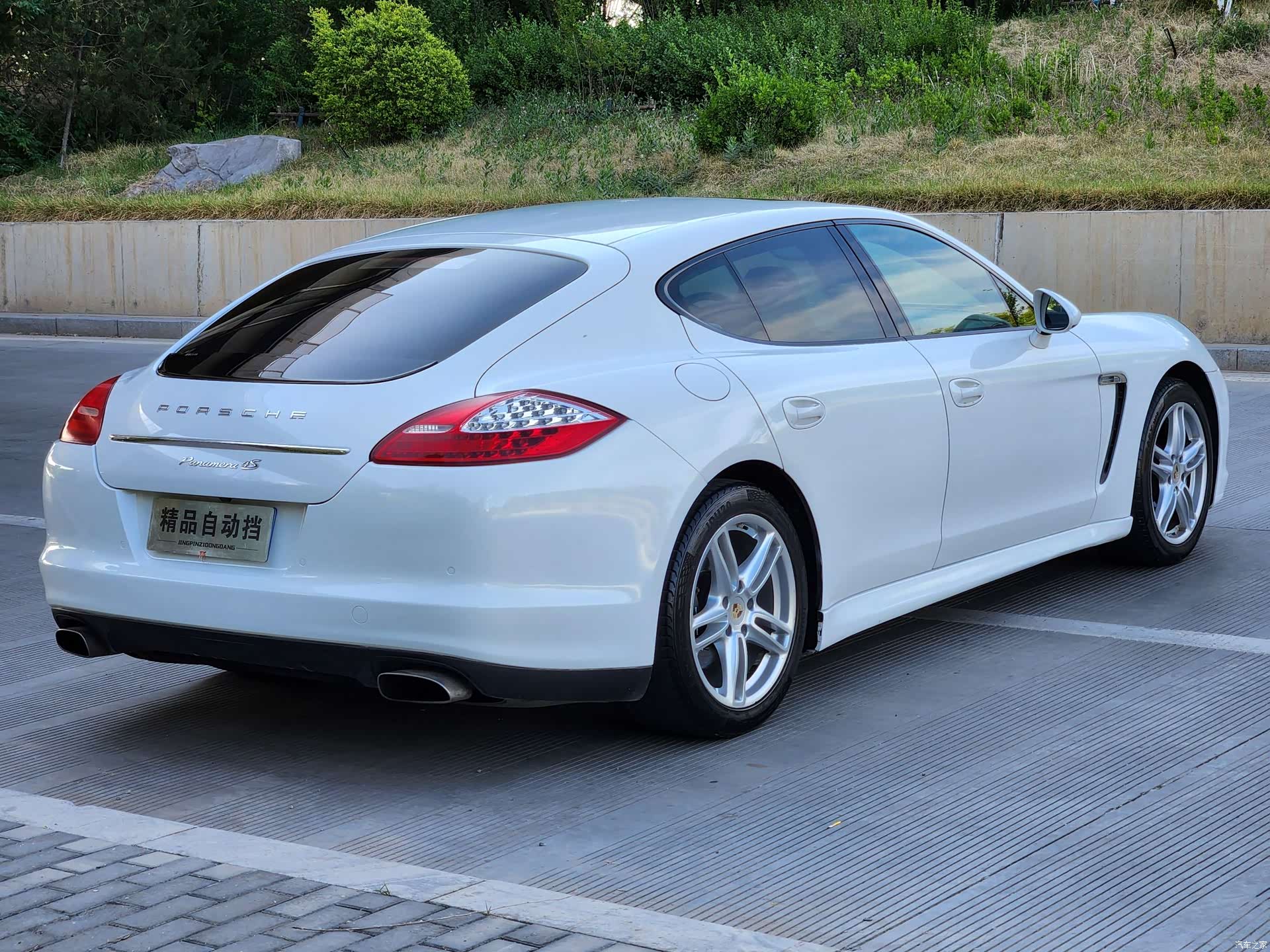Porsche Panamera, 2012 4