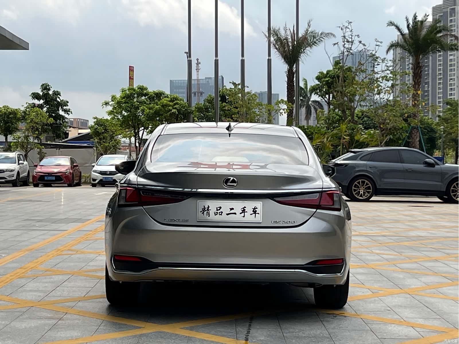Lexus ES, 2024 все фото