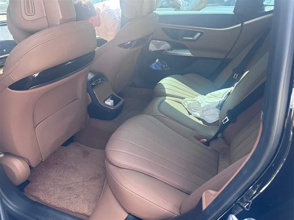 Mercedes-Benz E-class Mercedes-Benz E-class