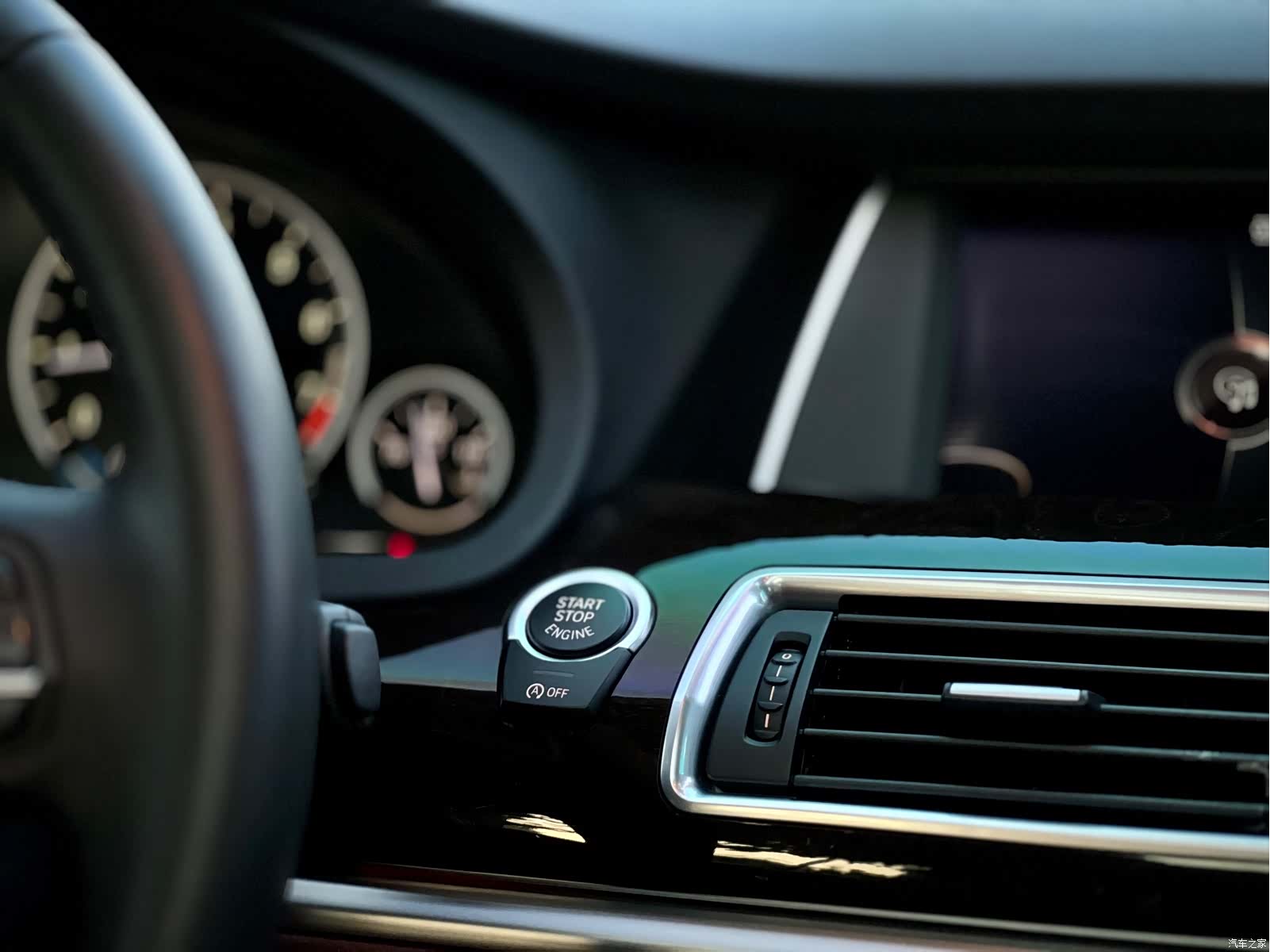 BMW 5 Series, 2016 24