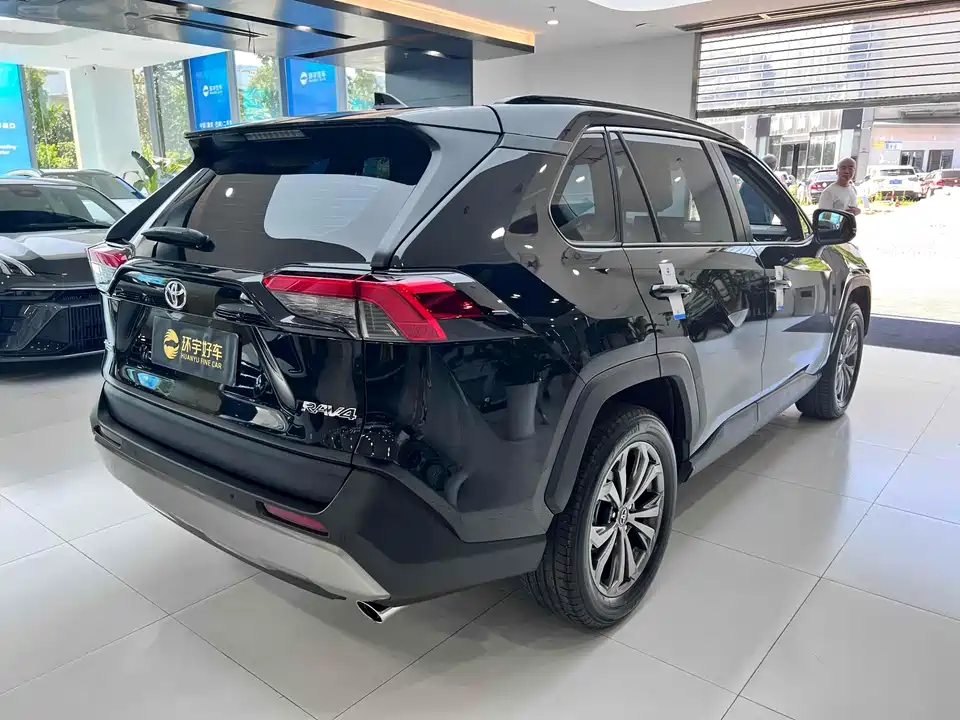 Toyota RAV4 Rongfang