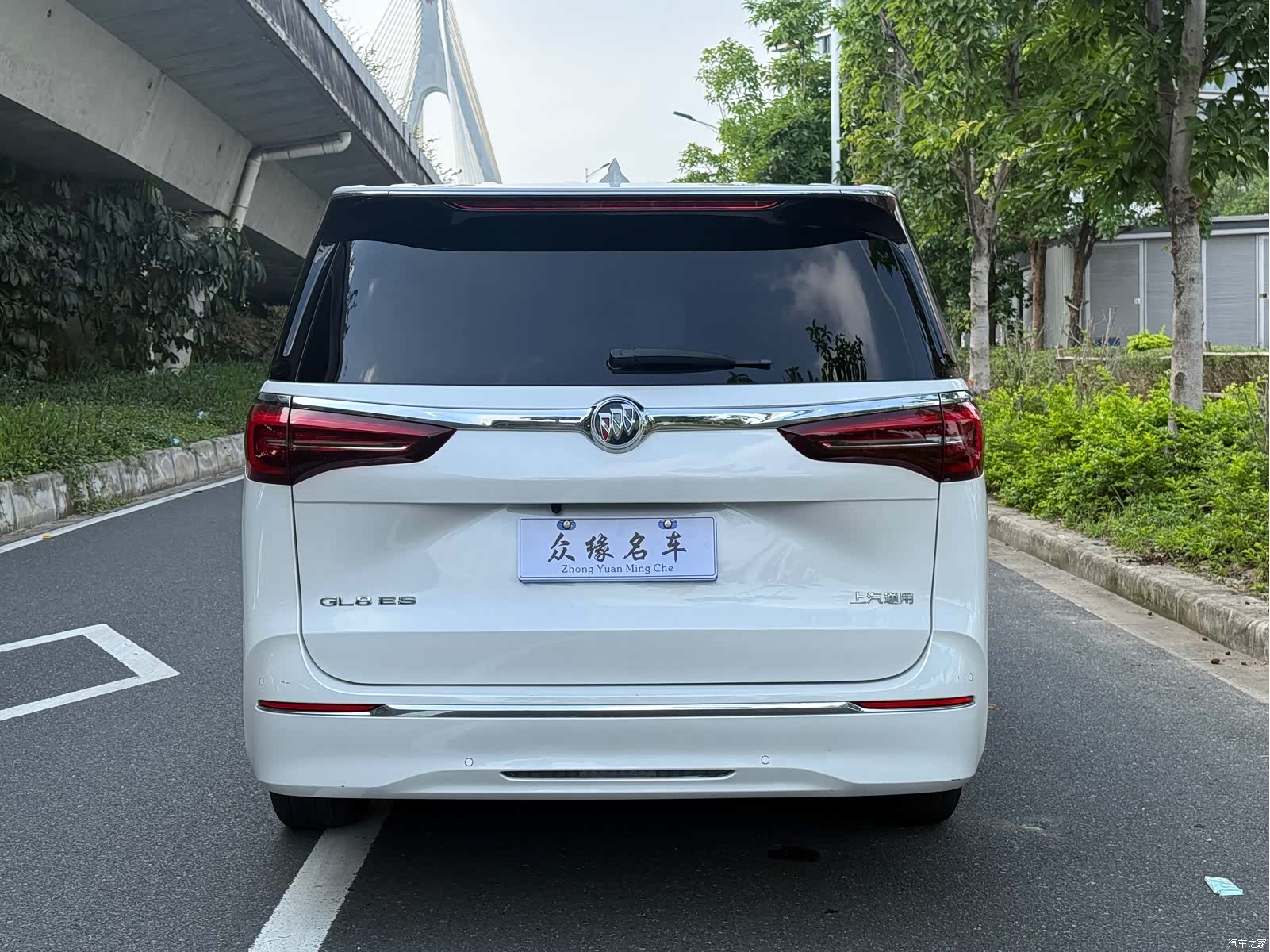 Buick GL8, 2023 все фото