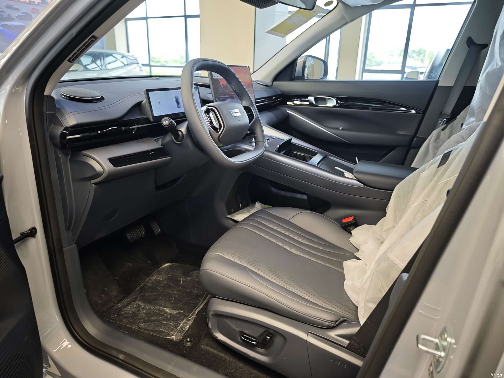 Geely Galaxy E5, 2026 7