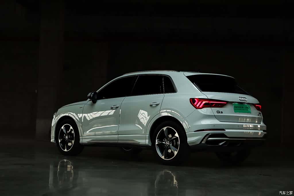 Audi Q3, 2023 все фото