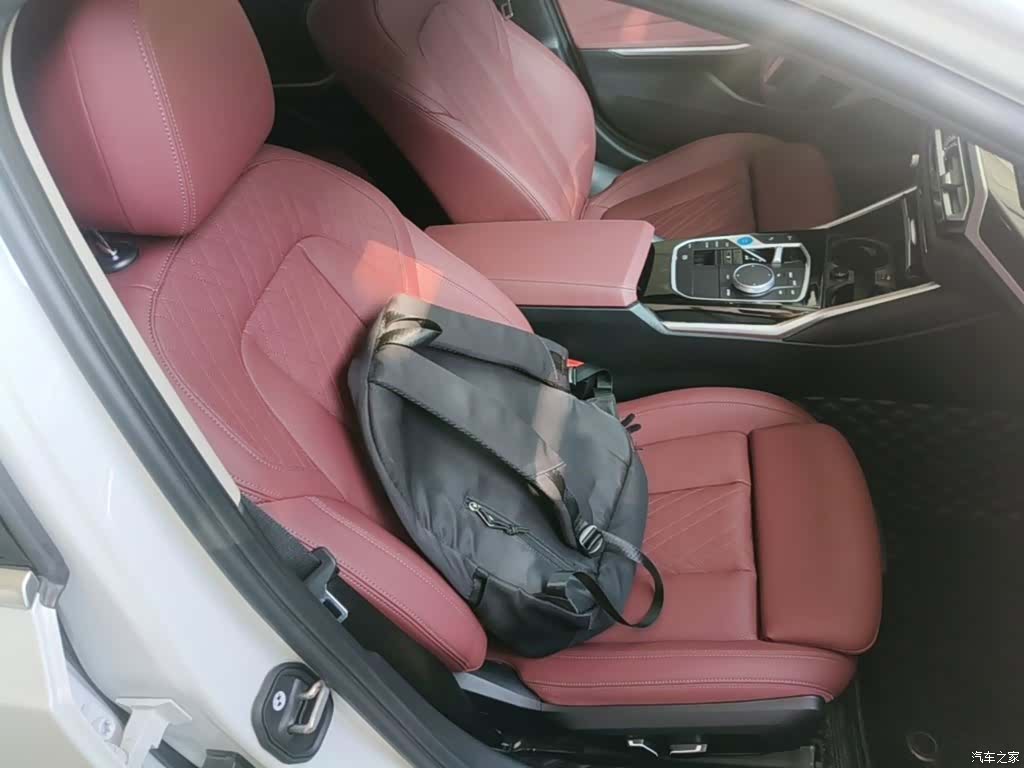 BMW i3, 2024 25