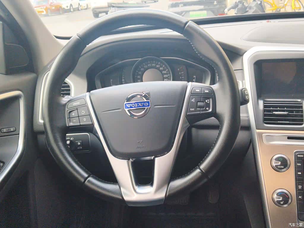 Volvo XC60, 2017 3