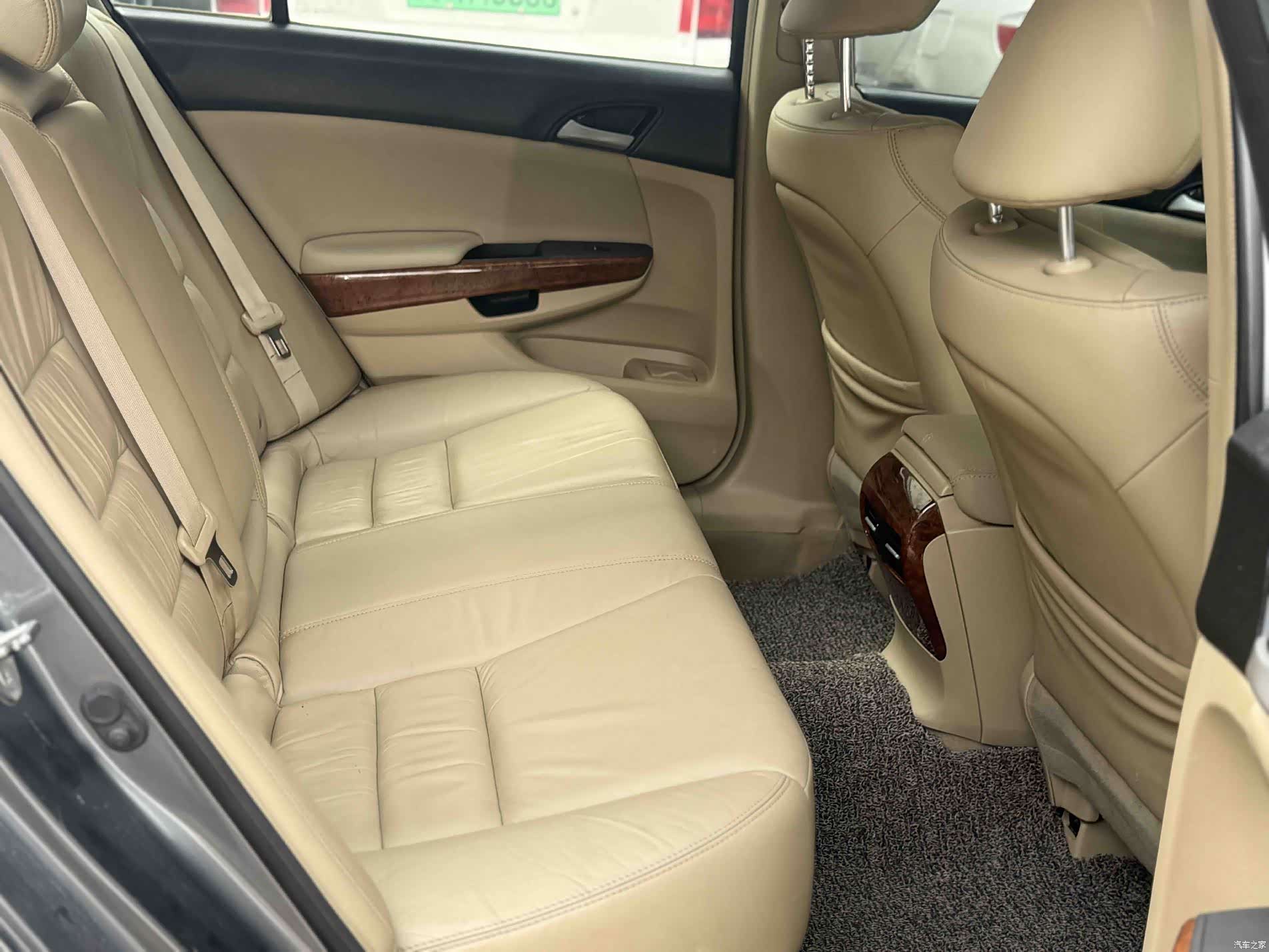 Honda Accord, 2012 9