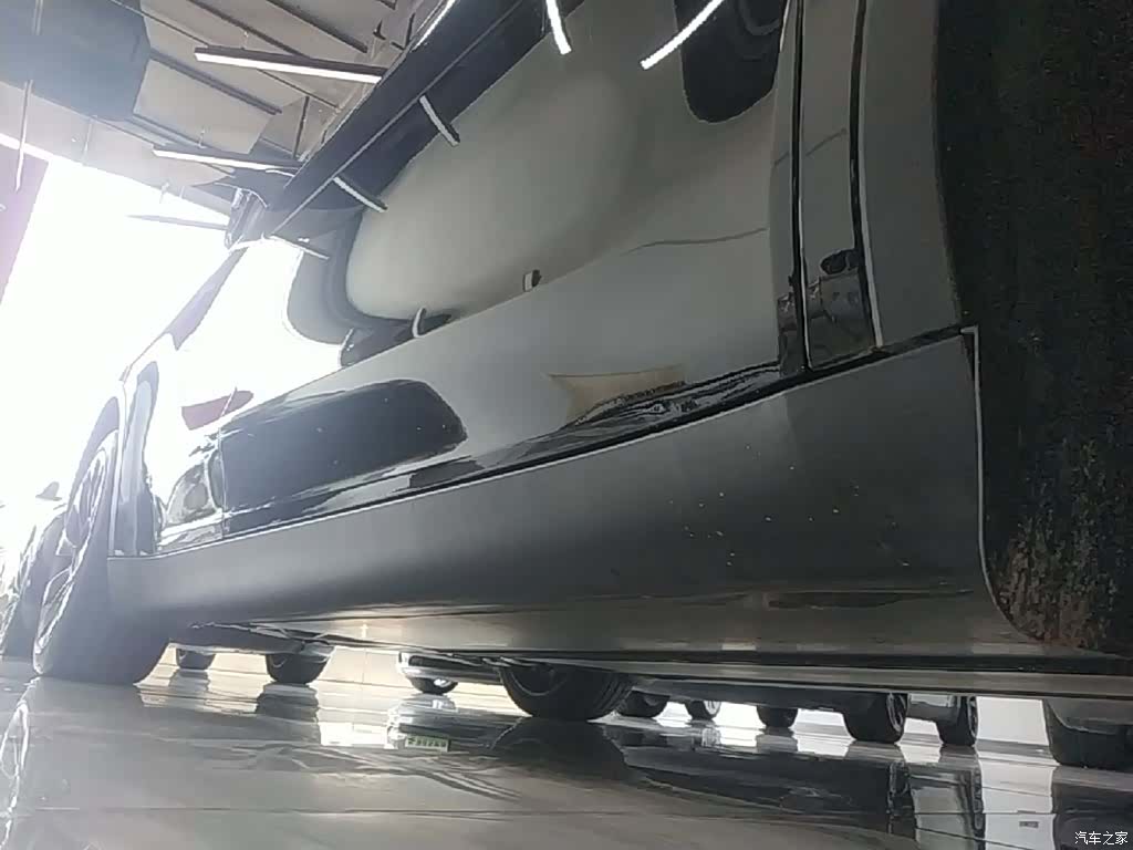 Tesla Model Y, 2022 21