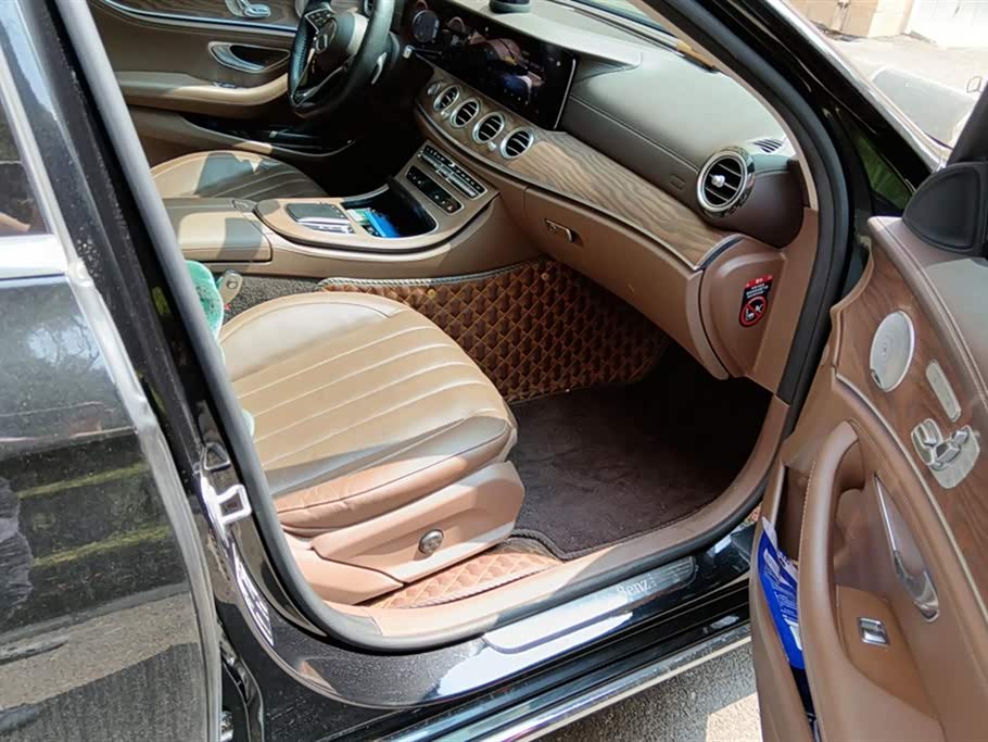 Mercedes-Benz E-class Mercedes-Benz E-class