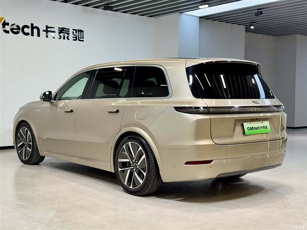 Li Auto L9, 2023 6