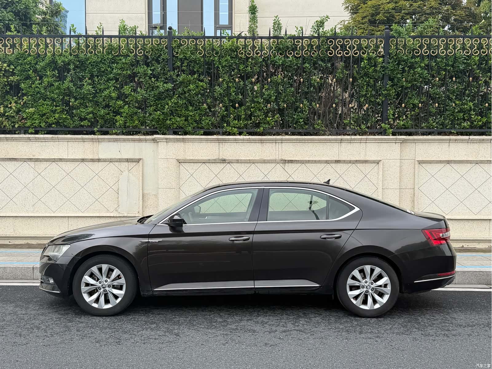 Skoda Superb, 2019 3