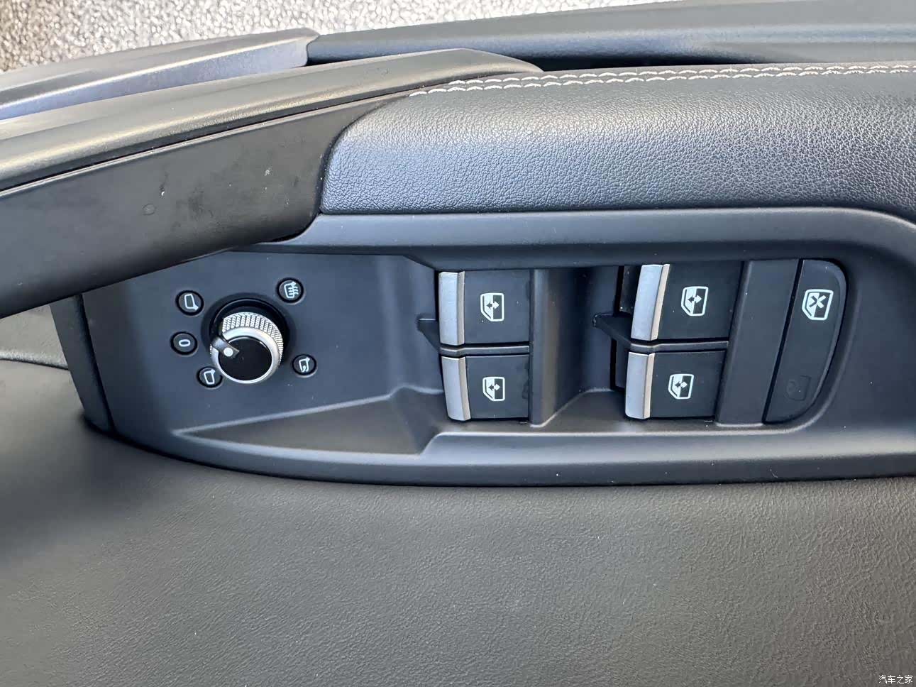 Audi Q5L, 2022 17