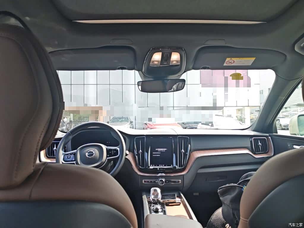 Volvo XC60, 2025 25