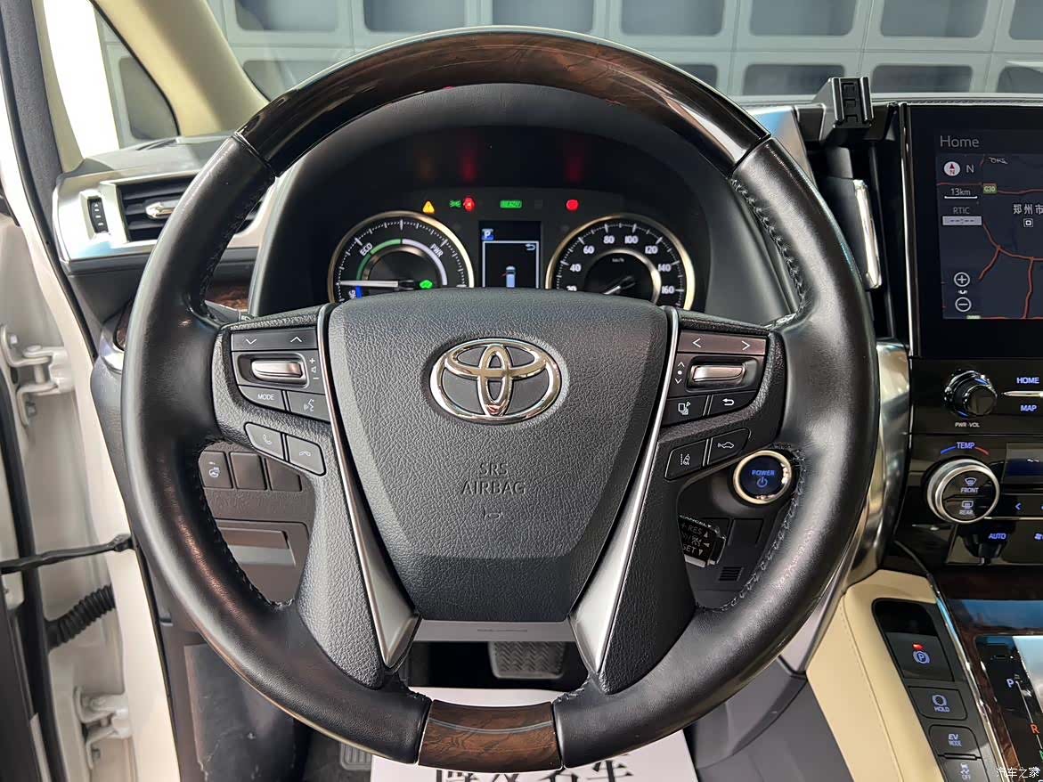 Toyota Alphard, 2020 22