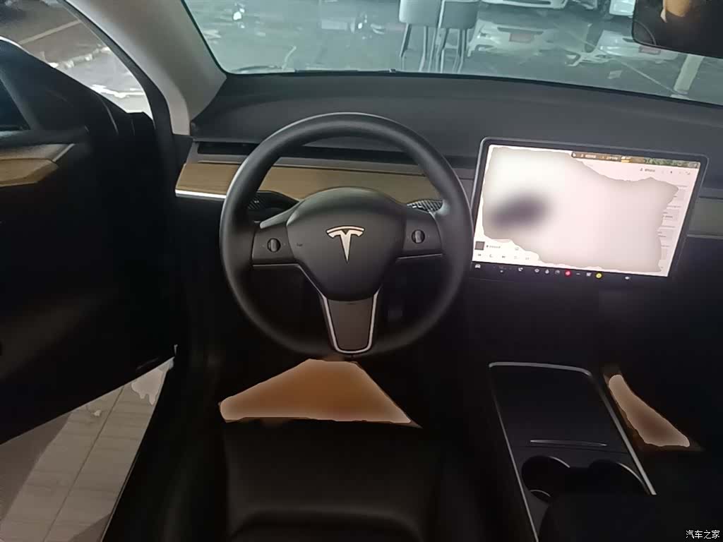 Tesla Model Y, 2023 11