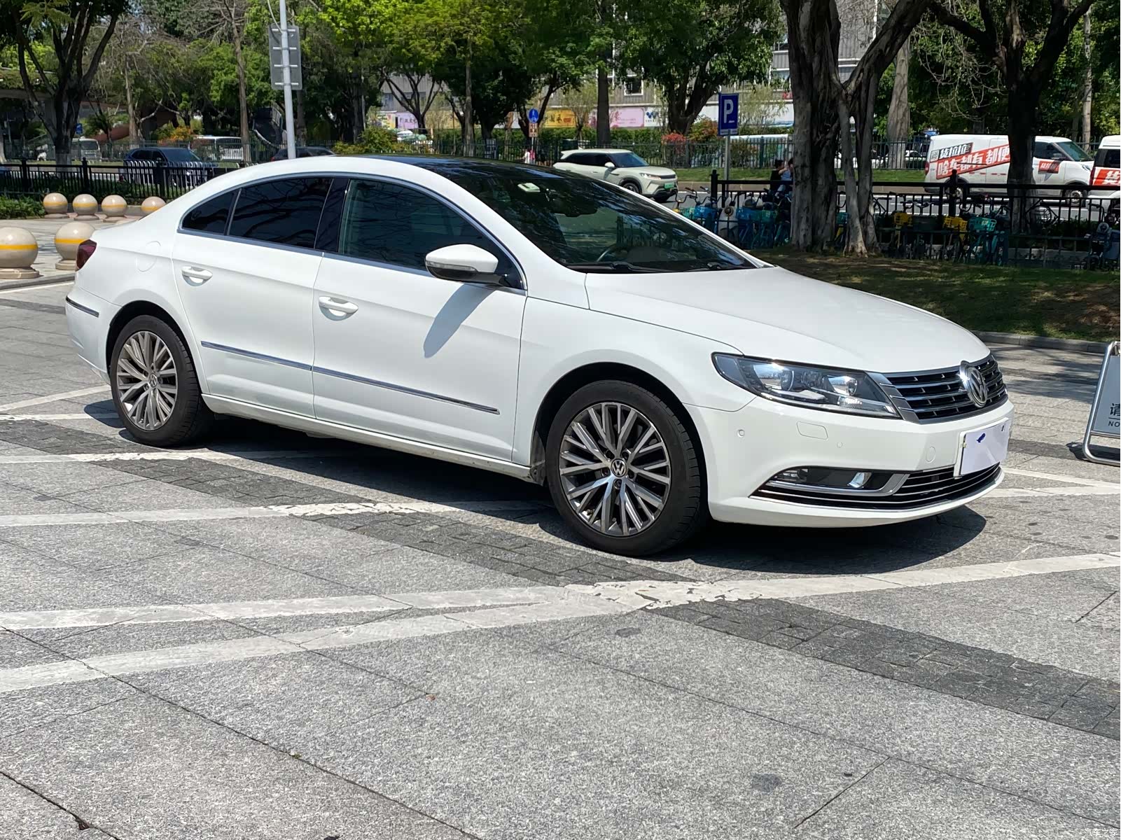Volkswagen CC, 2013 3