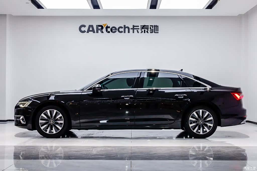 Audi A6L, 2022 3