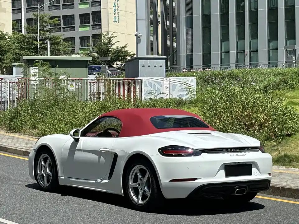Porsche 718