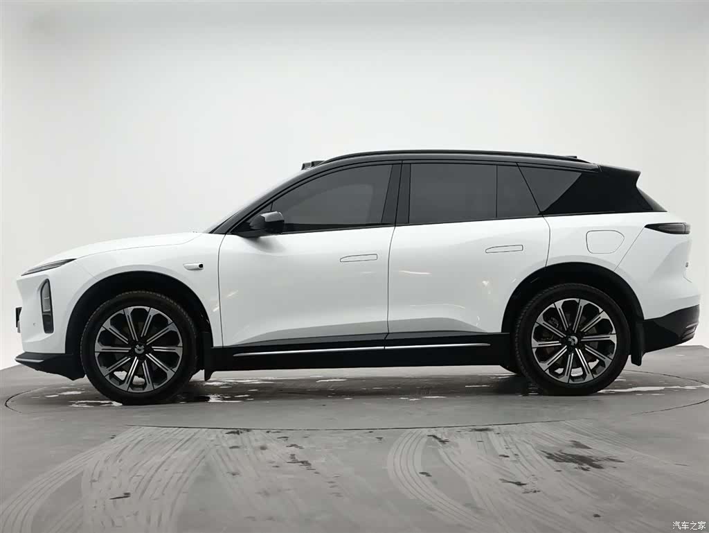 NIO ES6, 2025 6