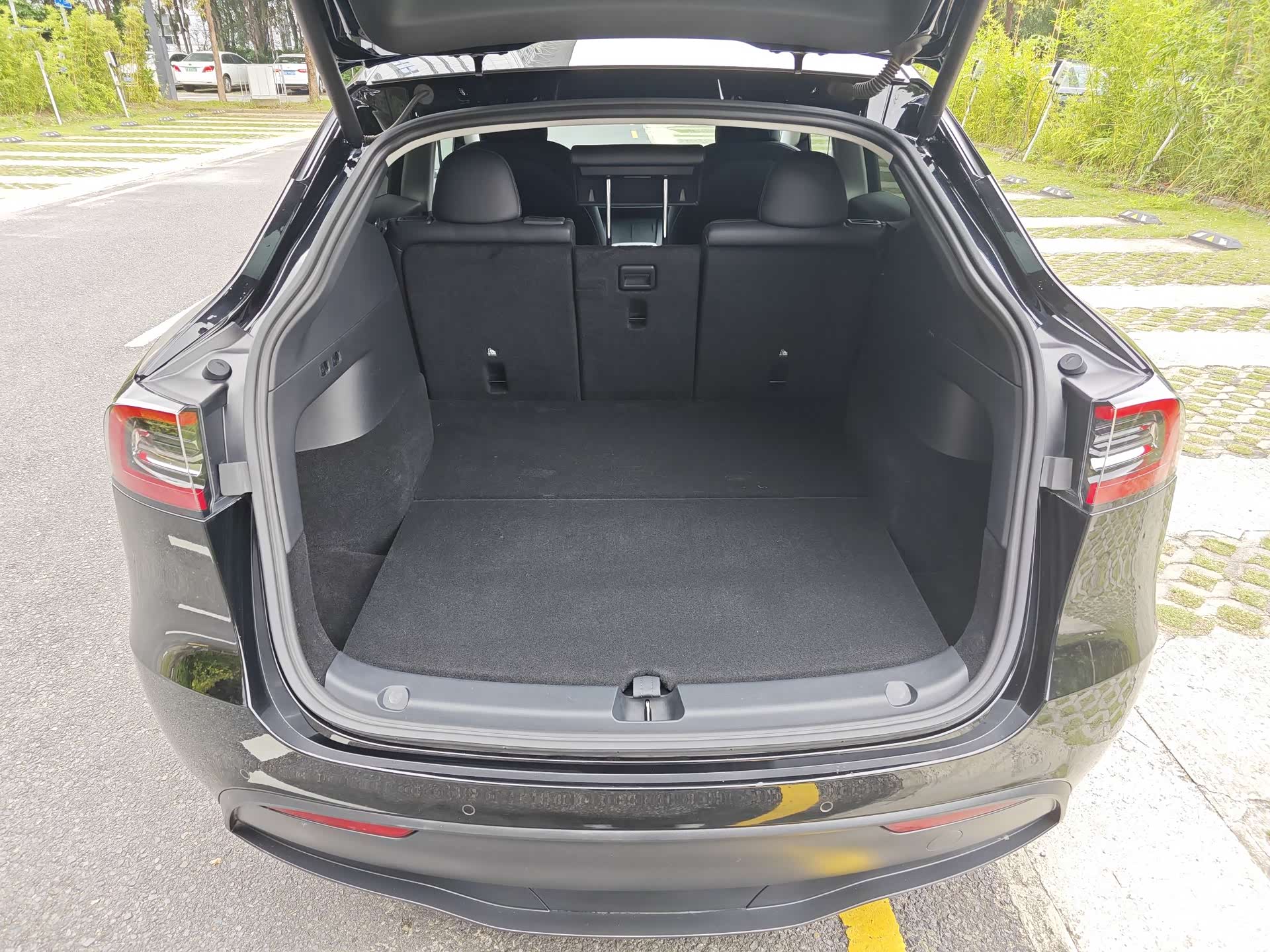 Tesla Model Y, 2021 9