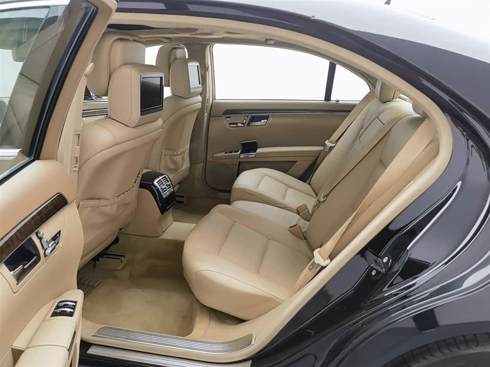Mercedes-Benz S-class Mercedes-Benz S-class