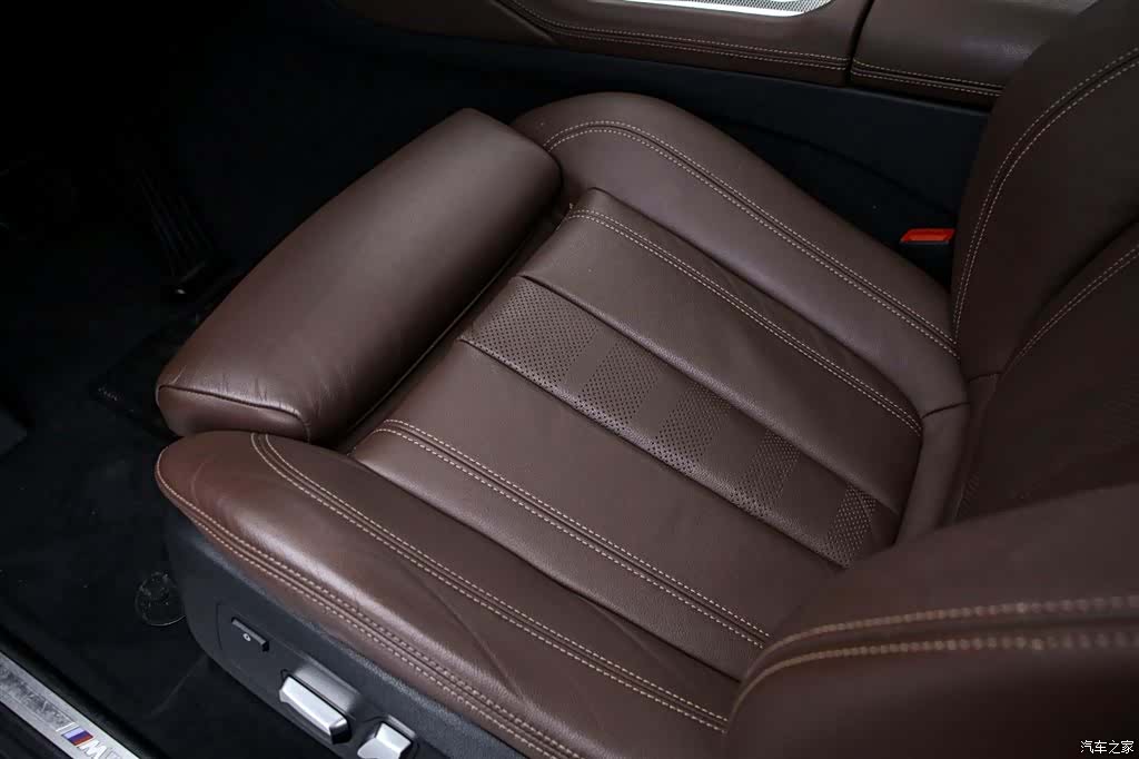 BMW X6, 2023 13