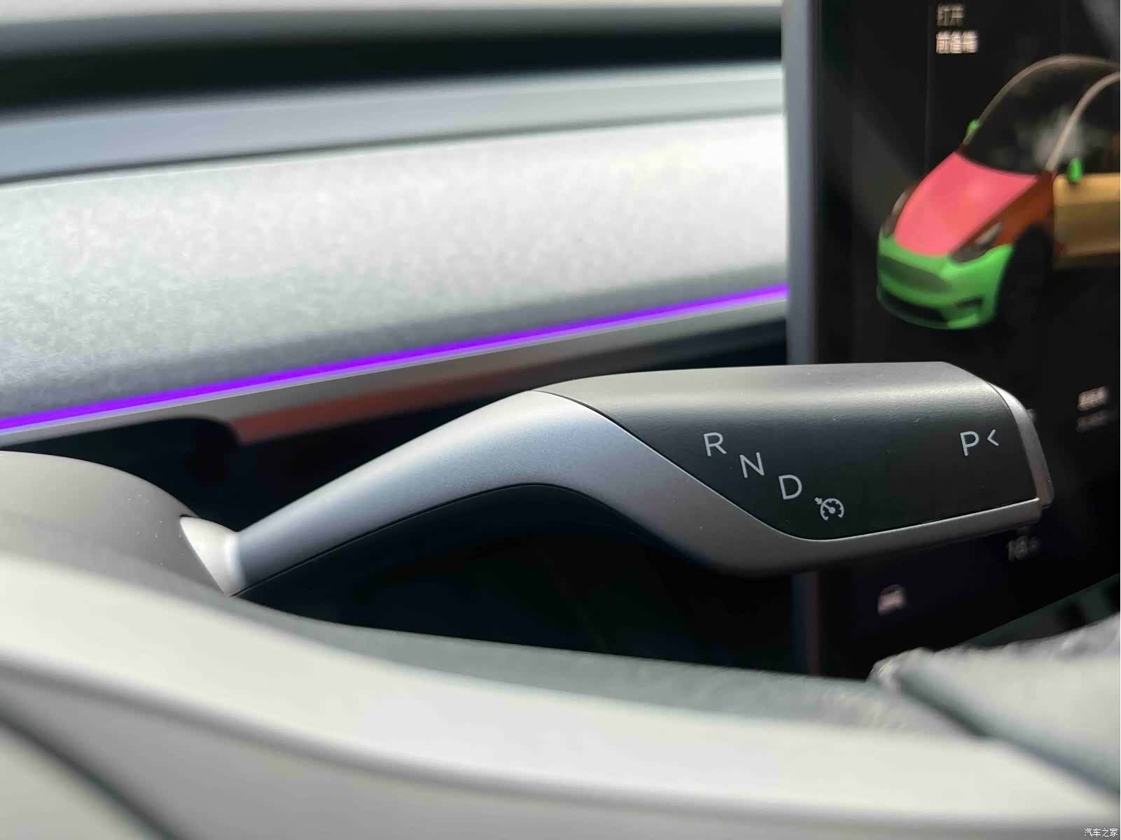 Tesla Model Y, 2024 6