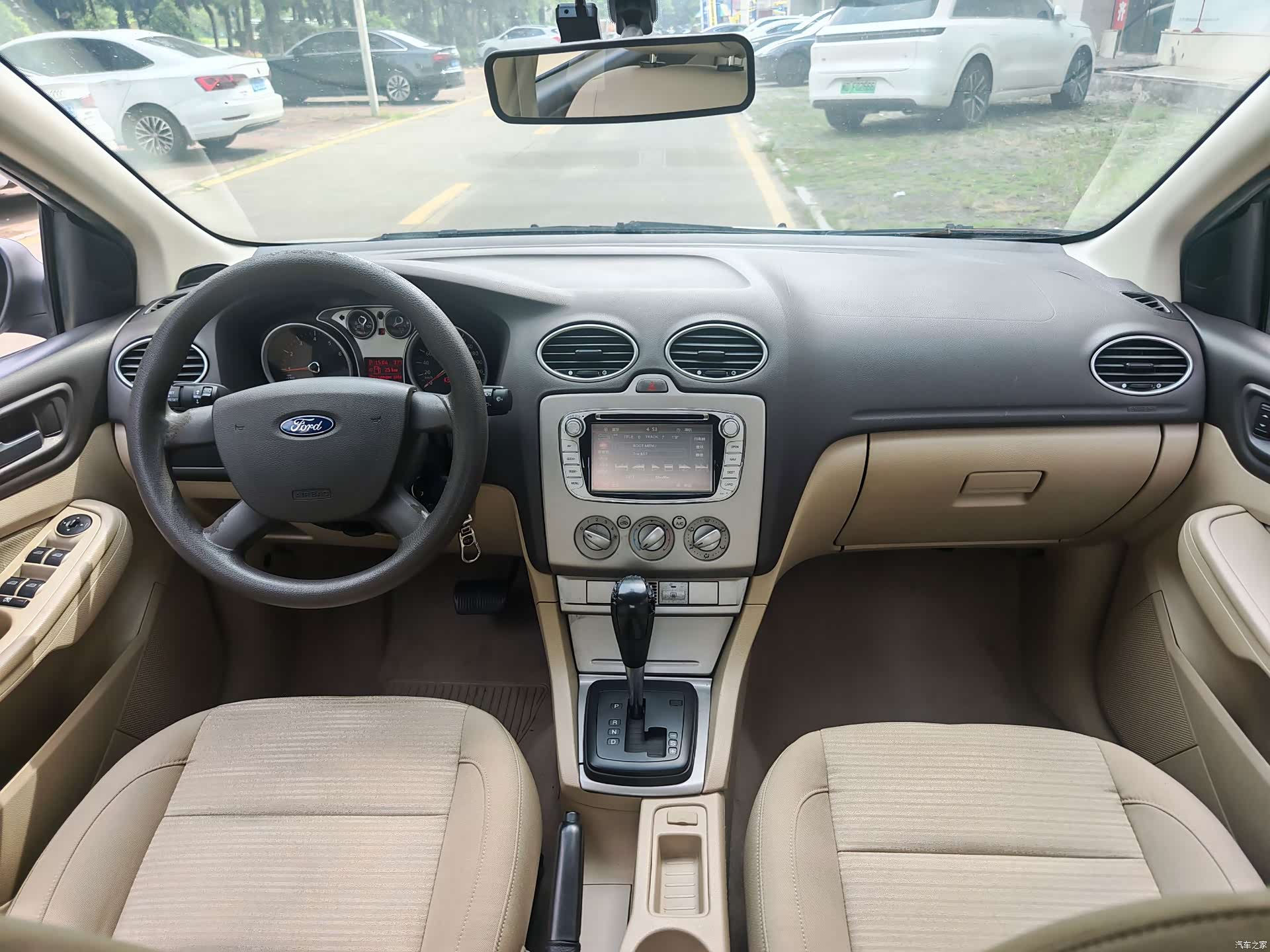 Ford Focus, 2014 9