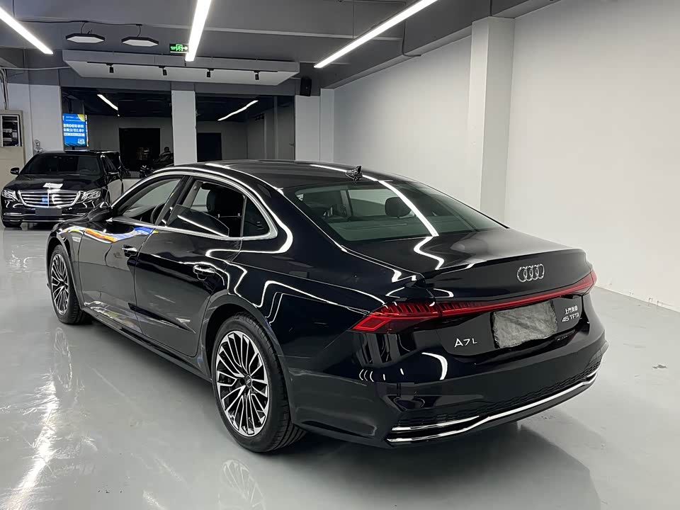 Audi A7L Audi A7L