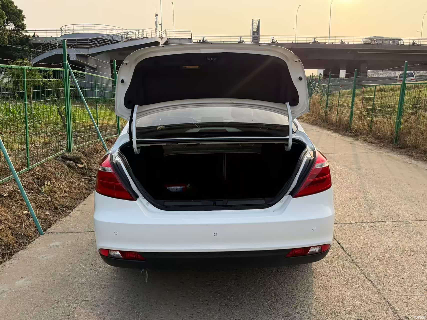 Geely Emgrand, 2017 6