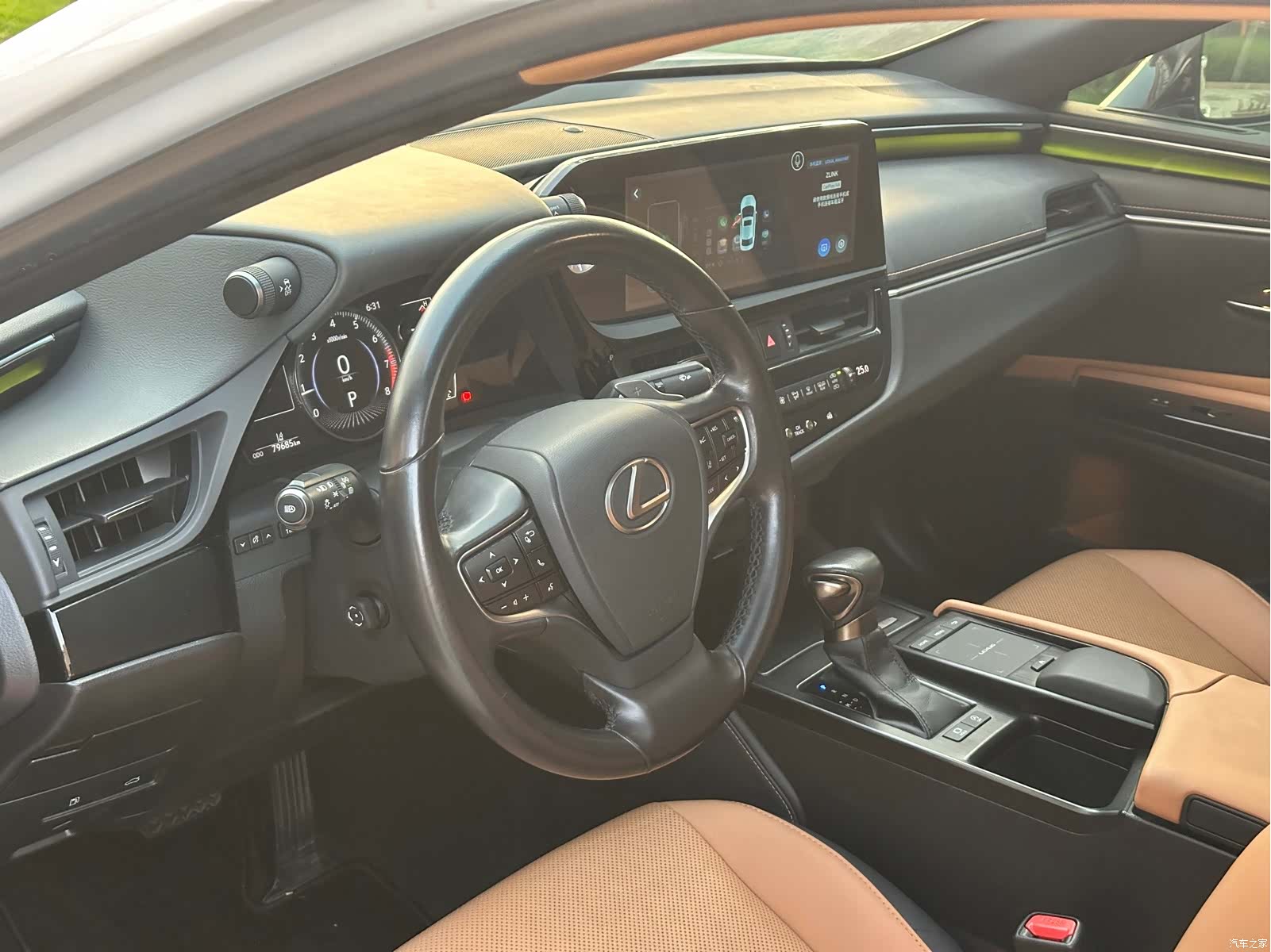 Lexus ES, 2022 9