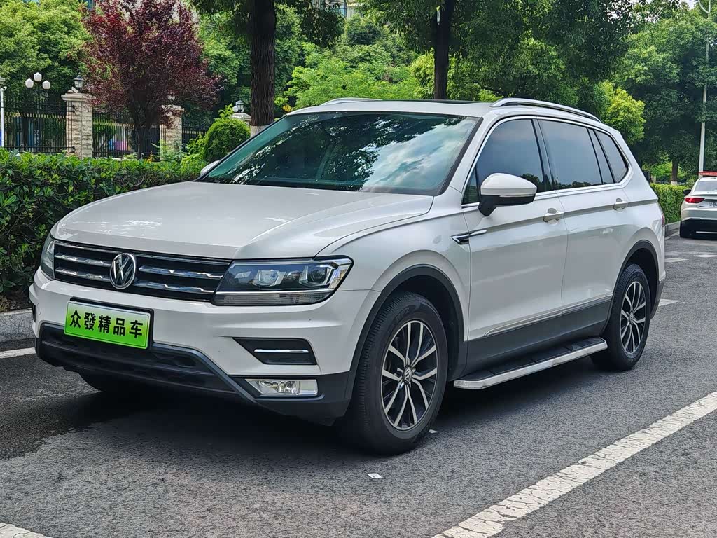 Volkswagen Tiguan L