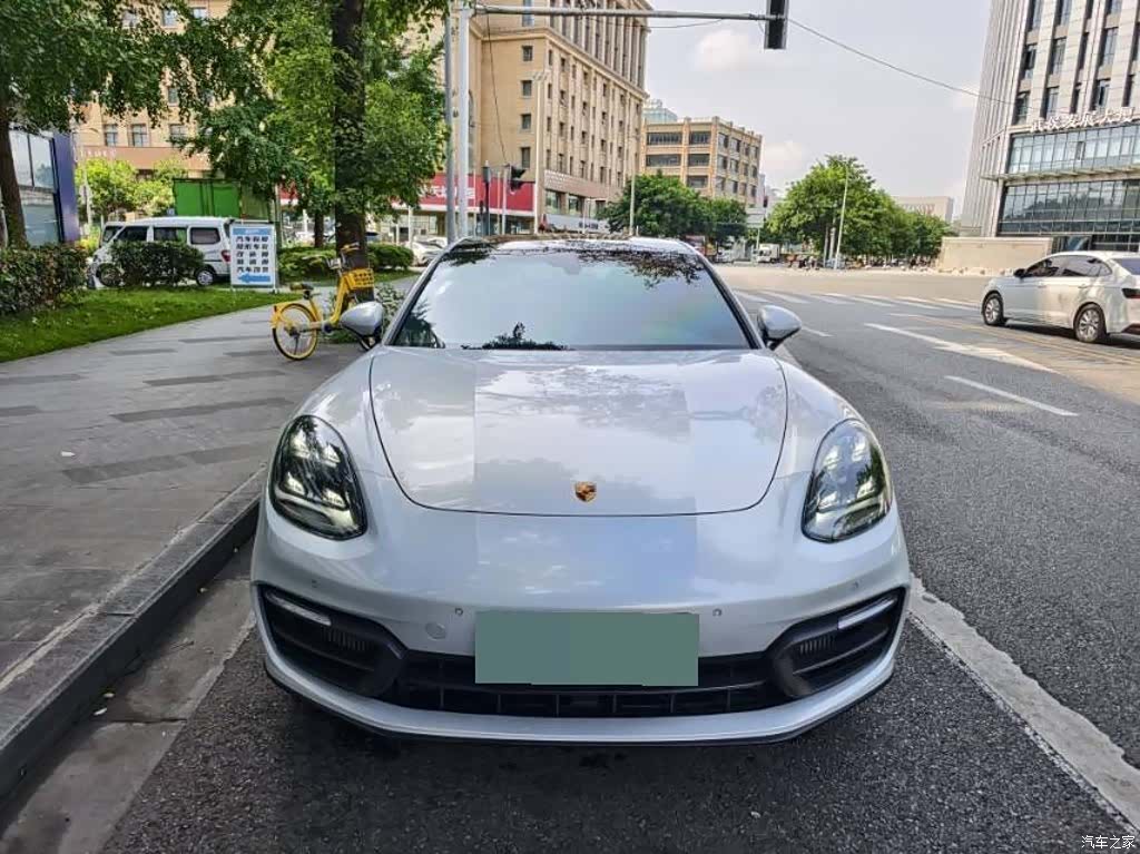 Porsche Panamera, 2021 2