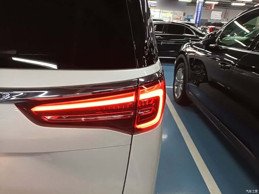 Buick GL8, 2022 8