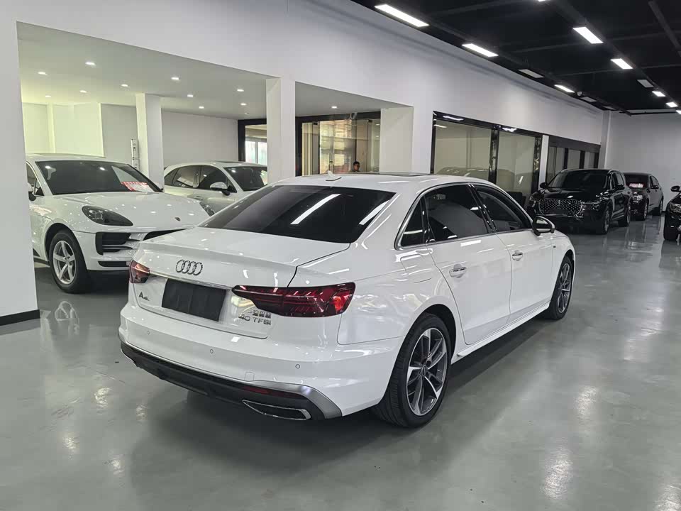 Audi A4L