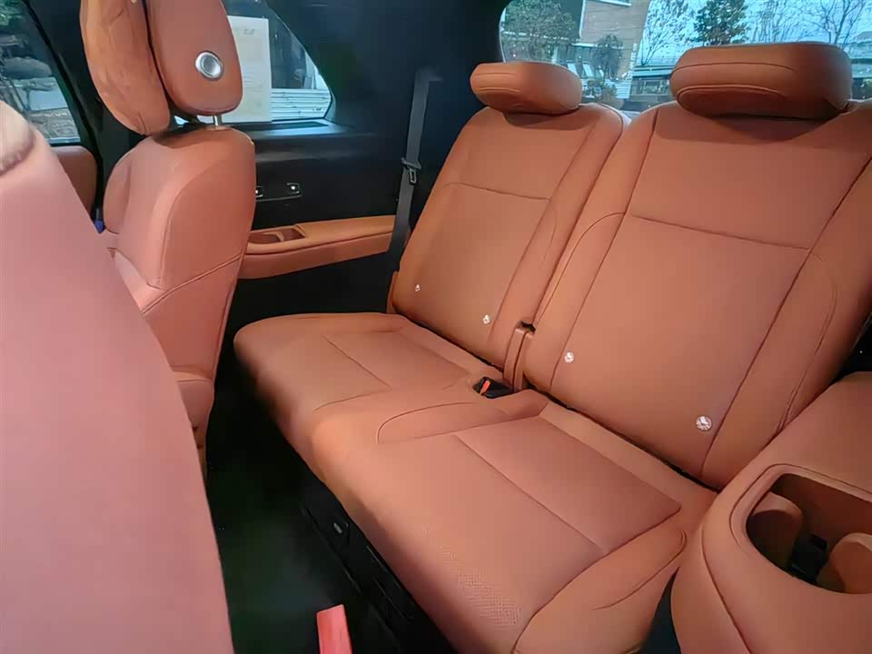 Li Auto Ideal L8