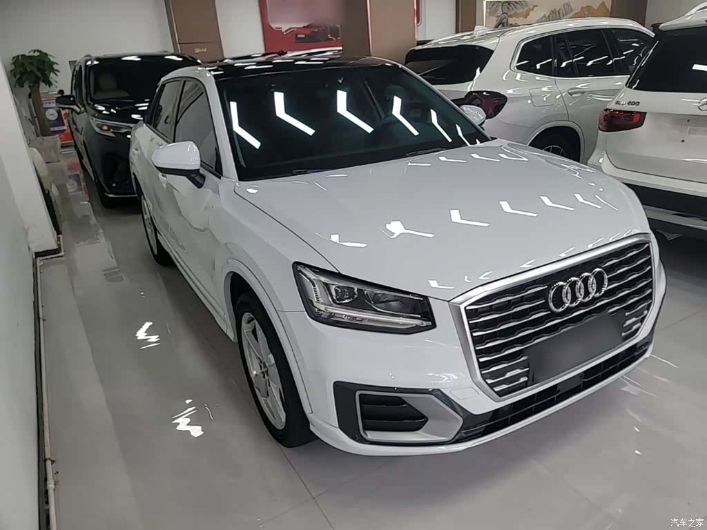 Audi Q2L, 2020 4