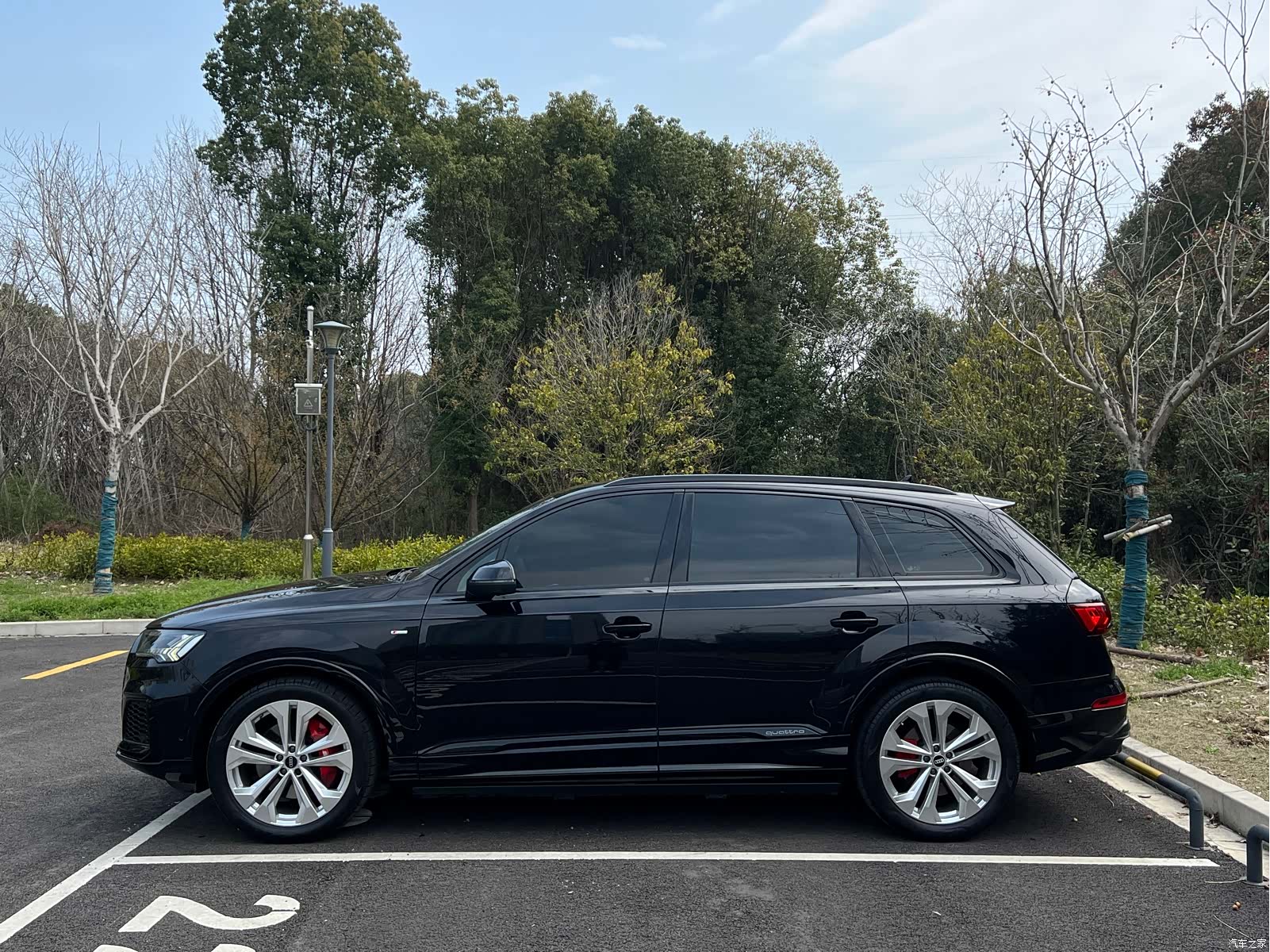 Audi Q7, 2021 4