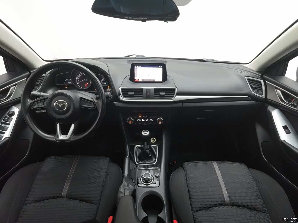 Mazda Mazda3, 2018 все фото